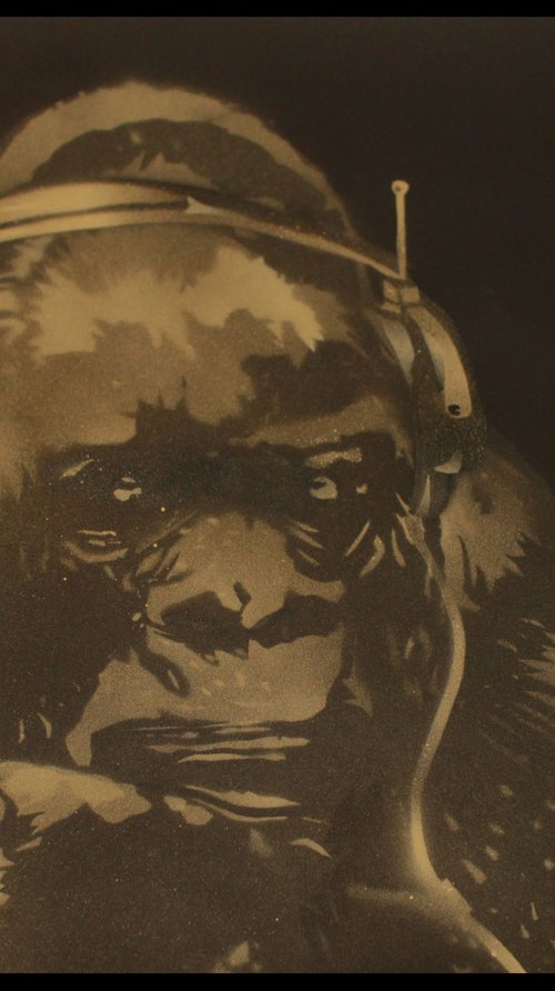 Gorilla in the groove (with Steam Punk headphones) (on plain paper). by Juan Sly