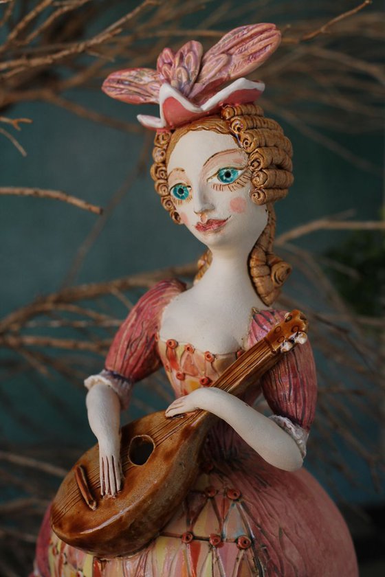 Incognito. Dame with a mandolin. Wall sculpture by Elya Yalonetski,