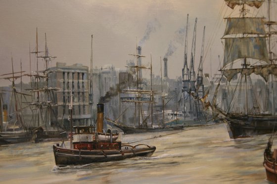 COMMERCIAL SHIPPING IN THE POOL OF LONDON c. 1900