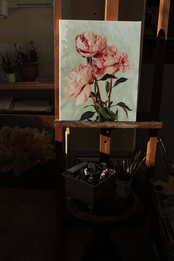 Bouquet of pink peonies