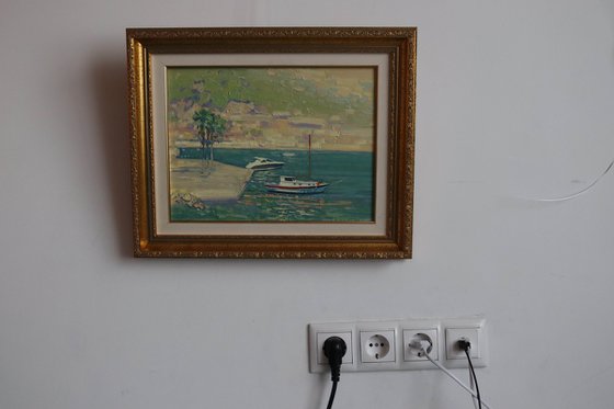 Midday at the port of Turunc