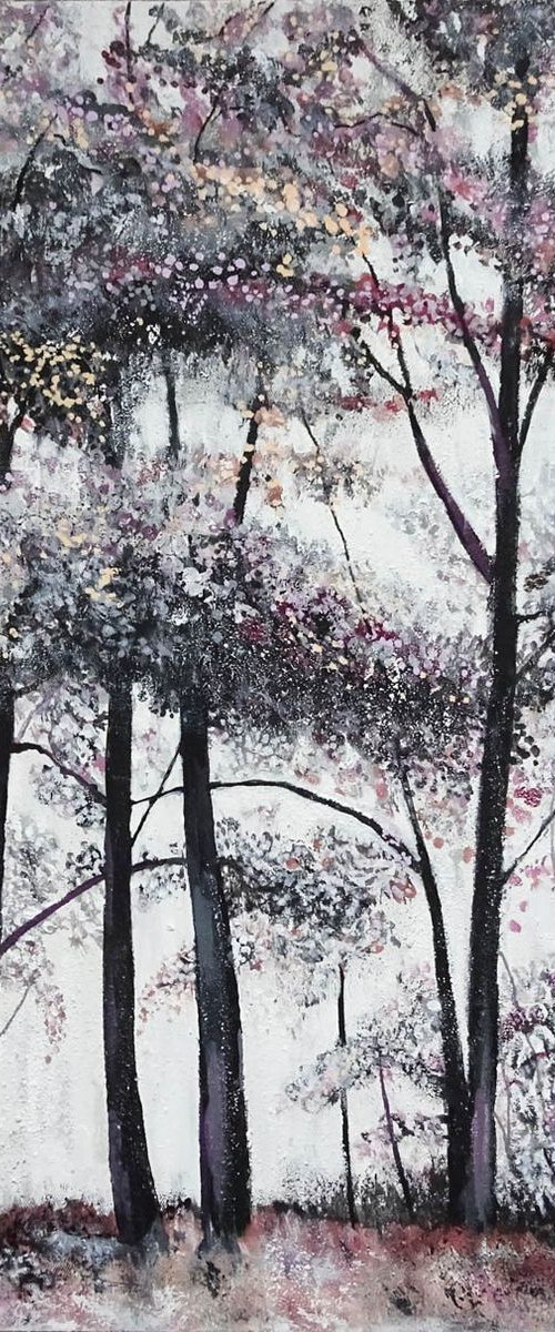 Woodlands 6 by Roz Edwards