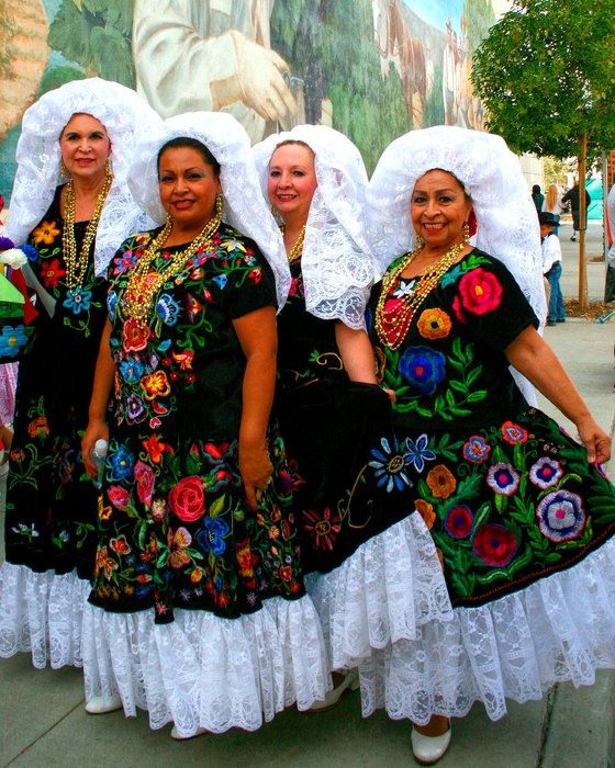 DANCING QUEENS Indio CA