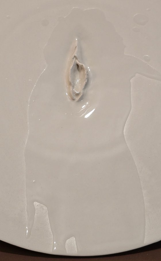 "Vulva Hypnotica XIX"