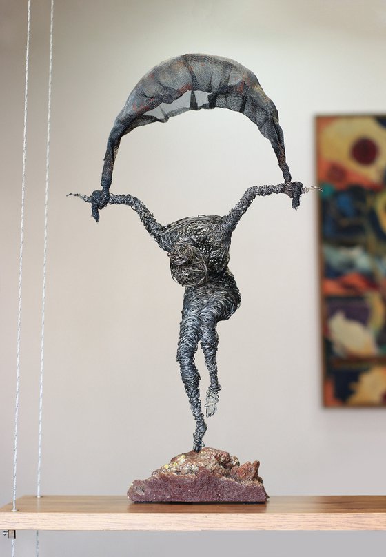 Inspiration (51x30x20 1.2kg iron, stone)