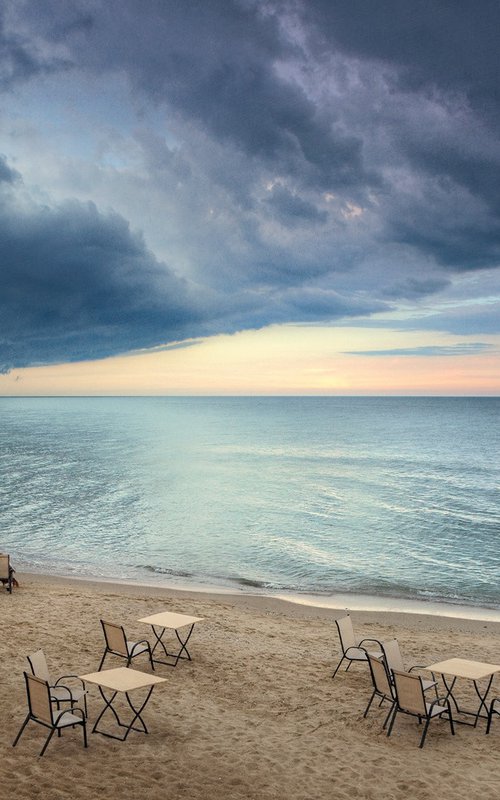 Evening on the beach. by Valerix