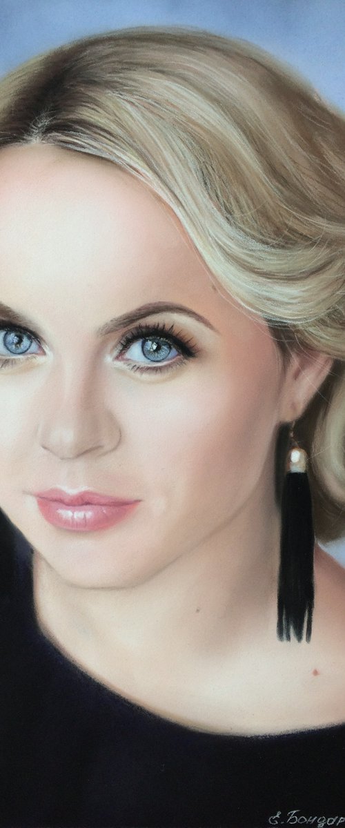 Custom pastel portrait. by Elena Bondarenko