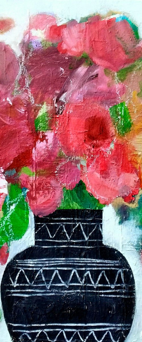 Roses in a Black Vase by Jan Rippingham