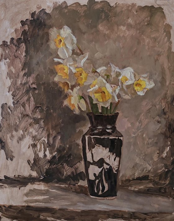 11 Daffodils in a Vase