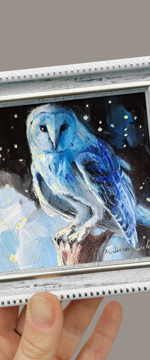 Owl bird by Nataly Derevyanko