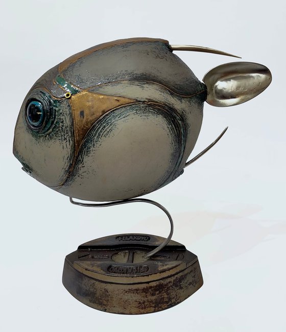 Elegance in Aqua Veil