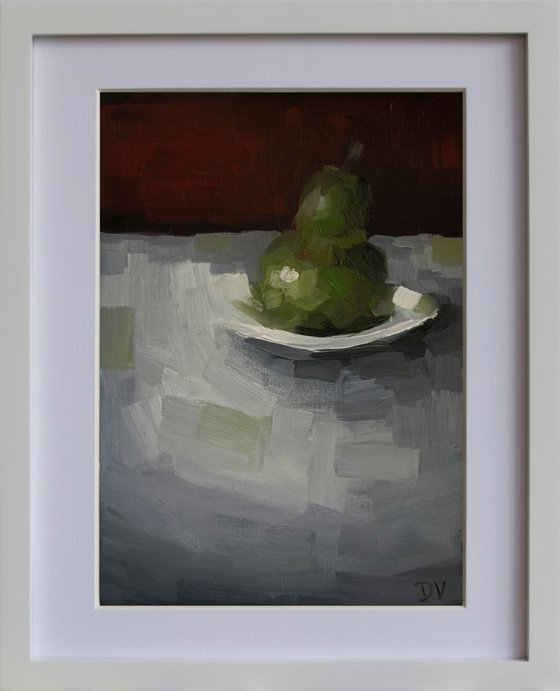 Pear with plate No2