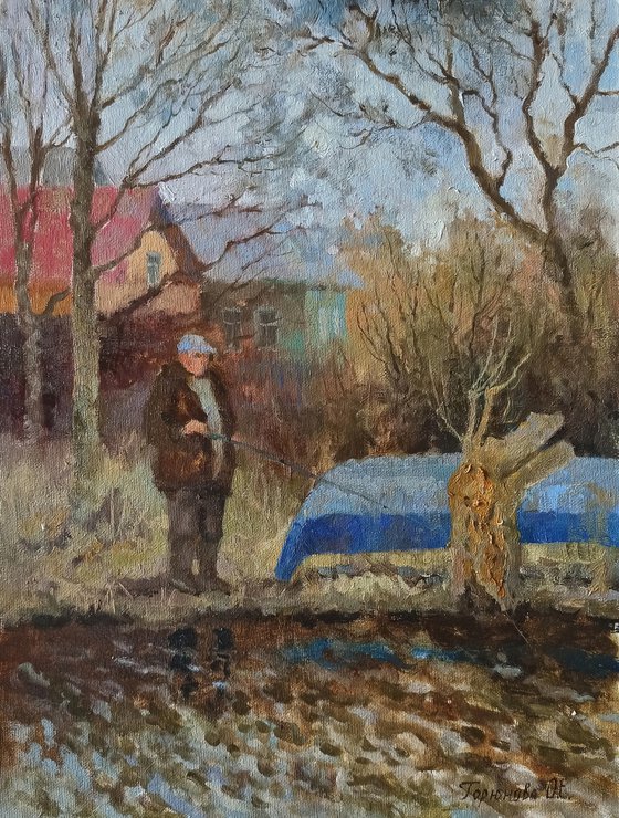 A fisherman by the Trubezh river