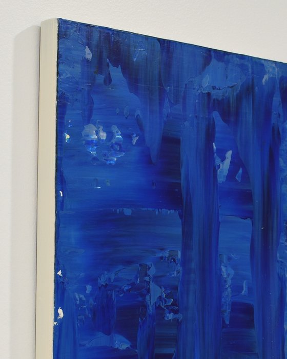 Blue, Unfolding