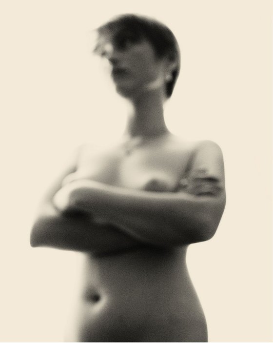 NUDE BLURRED