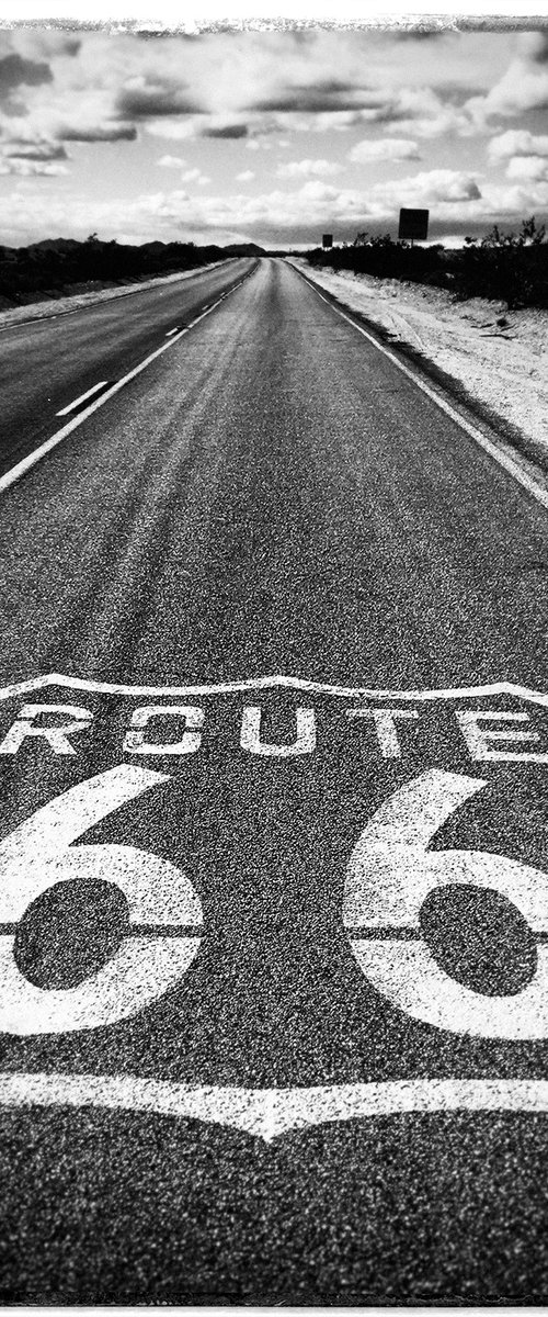 Route 66, Mojave by Heike Bohnstengel