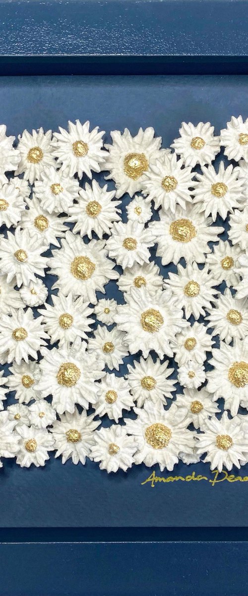 As fresh as a daisy (on blue) by Amanda Deadman