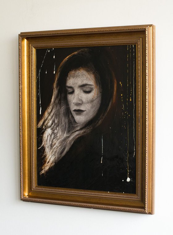 "Swept away" (60x50x4cm) - Unique portrait artwork on wood (abstract, portrait, gold, original, resin, beeswax, painting)
