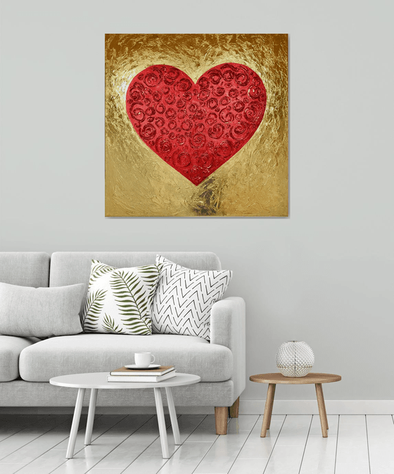 Red Heart on gold