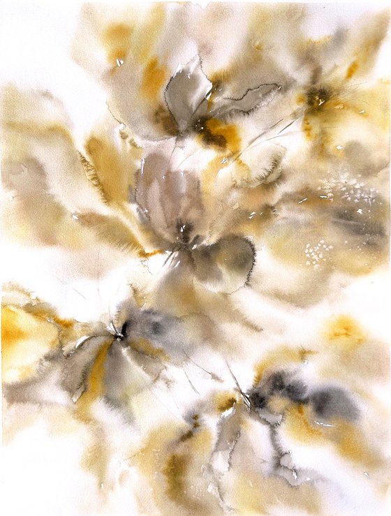 Diptych with abstract flowers in beige colors.