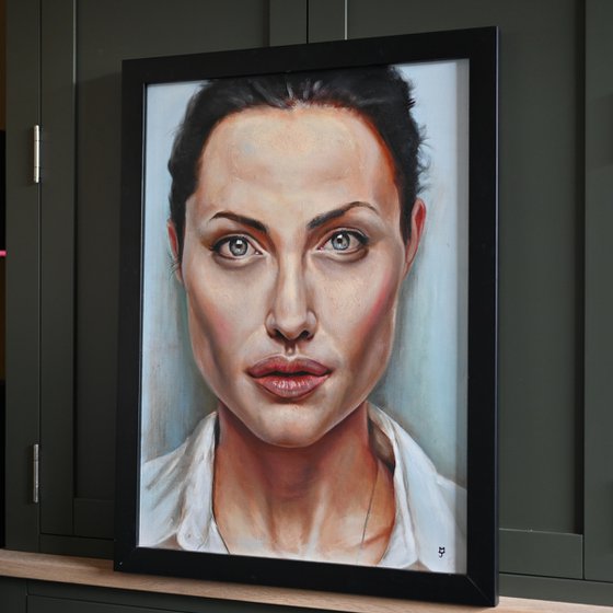 Angelina