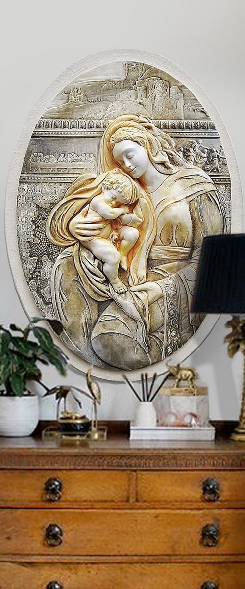 MADONNA WITH CHILD Sculpture bas-relief oval 3/9 by Elena Karamushka Artist