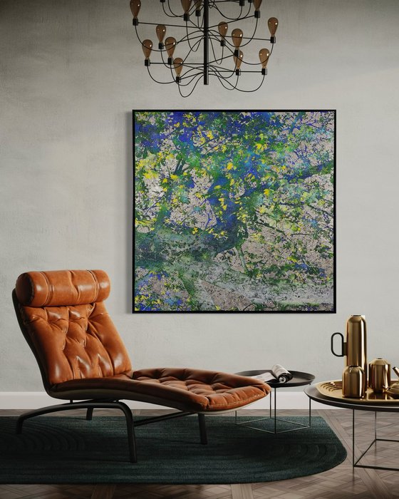 Yellow, green, blue & silver Chestnut.