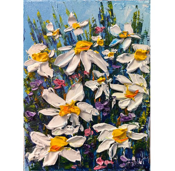 Daisies impasto flowers
