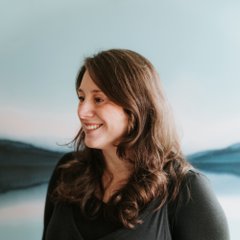 Visit Laura Pedley shop