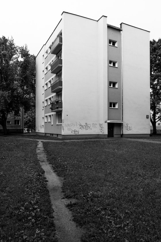 Come To My Small House (from the "Road To Nowhere" set)