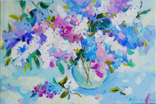 Spring lilac by Yuliia Pastukhova