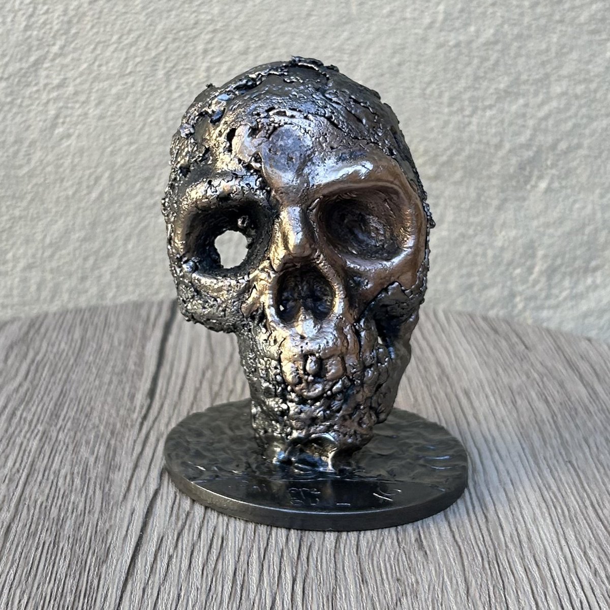 Skull 74-23 by Philippe Buil