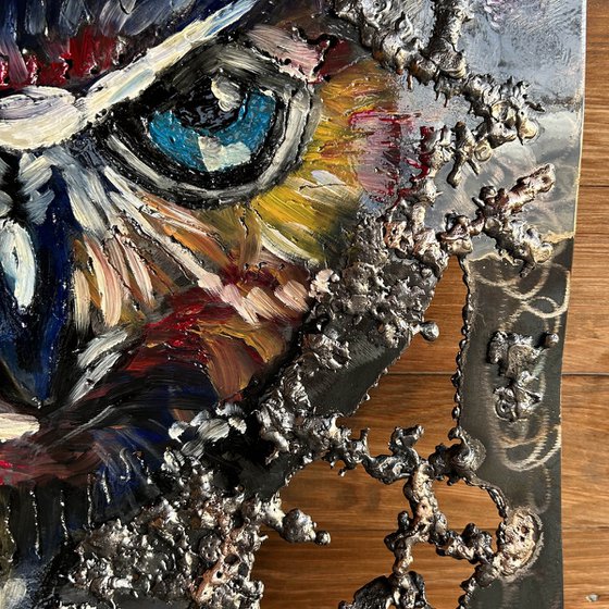 Wall sculpture - Tainbow owl