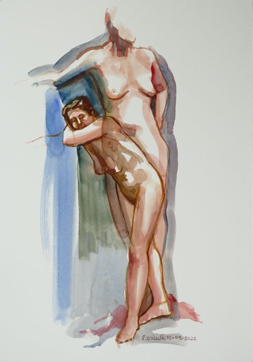 Standing female nude little and large by Rory O’Neill