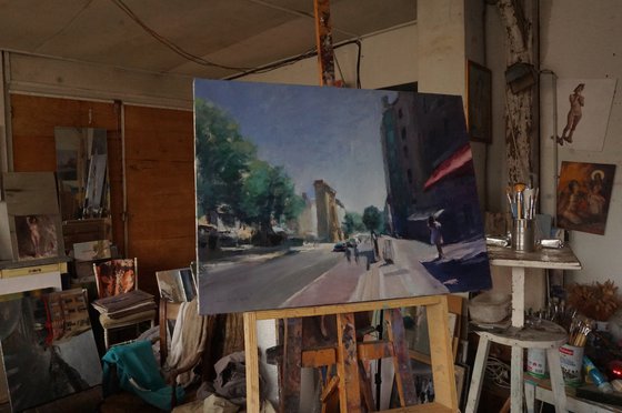 Calm on the main boulevards