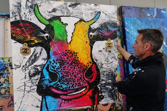 Steerling C.C. Fabulous 120cm x 120cm Urban Pop Art Cow Textured Painting