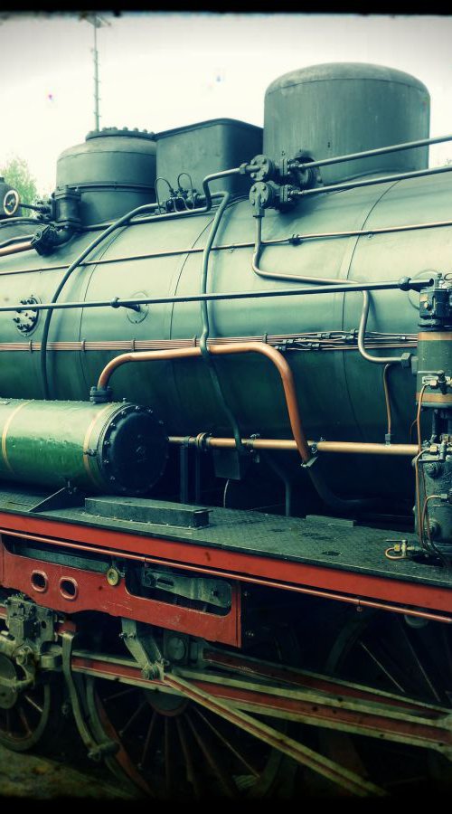 Old steam trains in the depot - print on canvas 60x80x4cm - 08382m1 by Kuebler