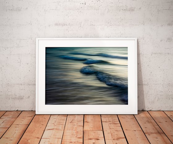 Waves I | Limited Edition Fine Art Print 1 of 10 | 90 x 60 cm