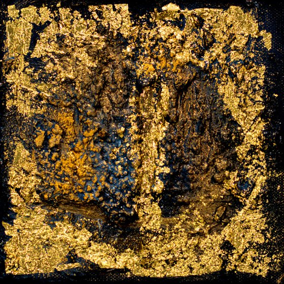 Pure Aurum