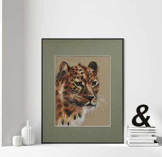 Leopard portrait  (pastel)