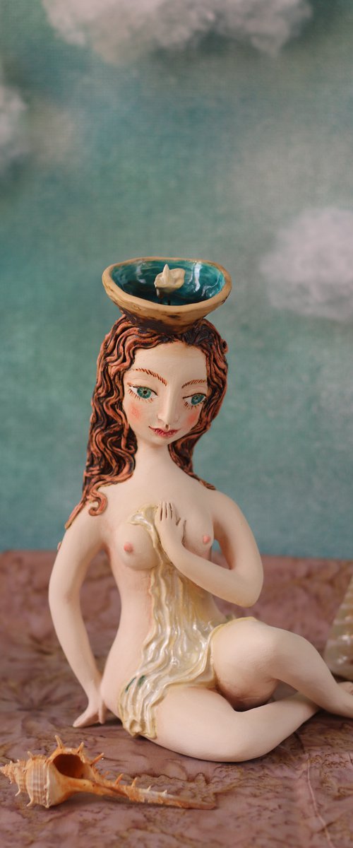 Wanderlust, Dreaming the world. Sculpture by Elya Yalonetski by Elya Yalonetski