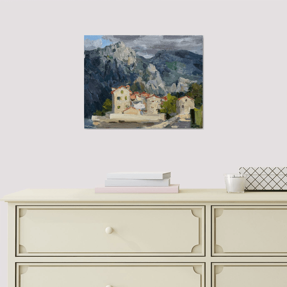 Houses by the Mountains