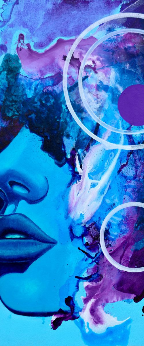 Minimal Outside, Maximal Inside by Olya Enina