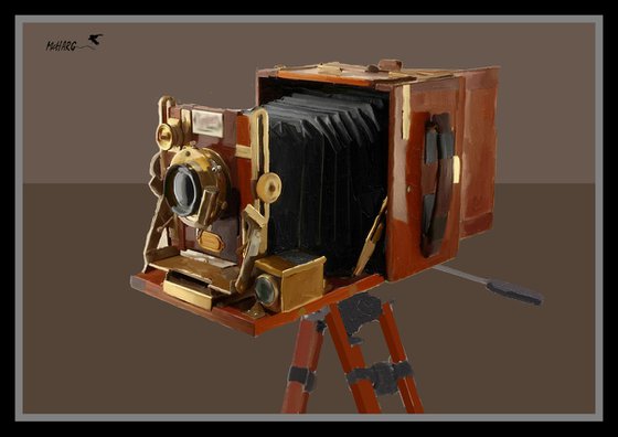 ANCIENT CAMERA
