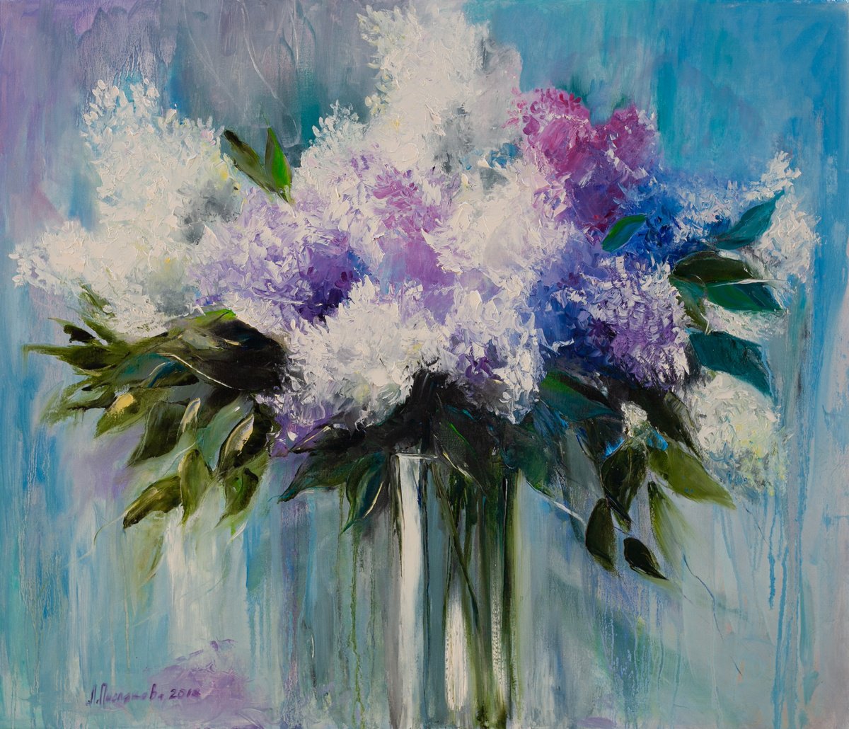 Lilac in a Vase by Liudmila Pisliakova