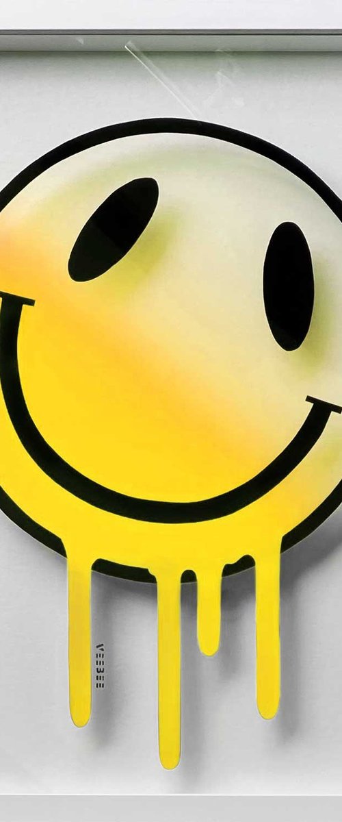 Melting Smiley - shock yellow by VeeBee