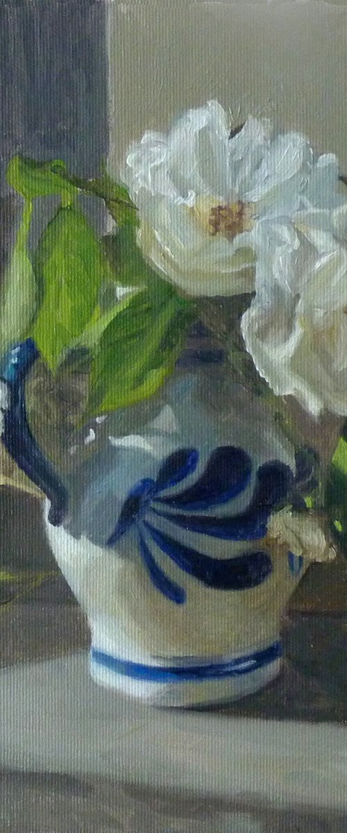 Roses in a vase by Radosveta Zhelyazkova