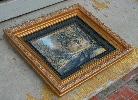 The dug-up road slumbers