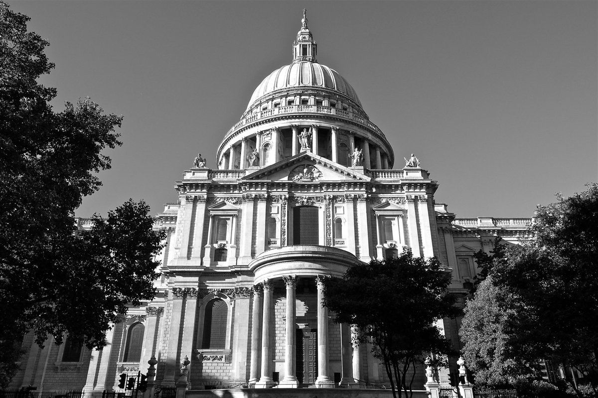 St. Paul’s Cathedral 2 by Alex Cassels