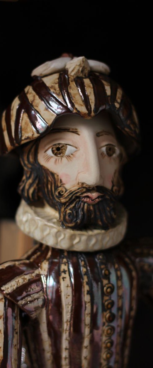 Noble cat. Renaissance Knight. Wall sculpture by Elya Yalonetski by Elya Yalonetski